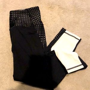 Victoria’s Secret sport leggings